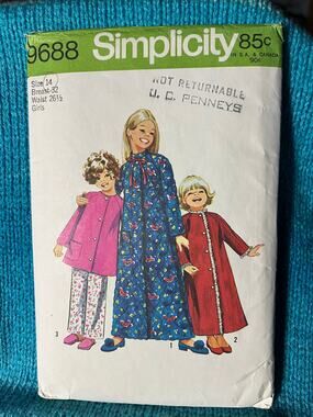 Simplicity 9688 pattern kids pajamas and robe size 14